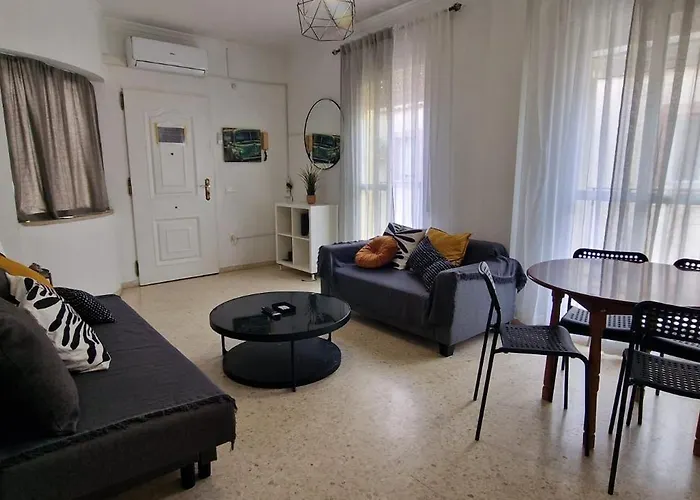 Centrico Jerez Calle Tucan N17 *